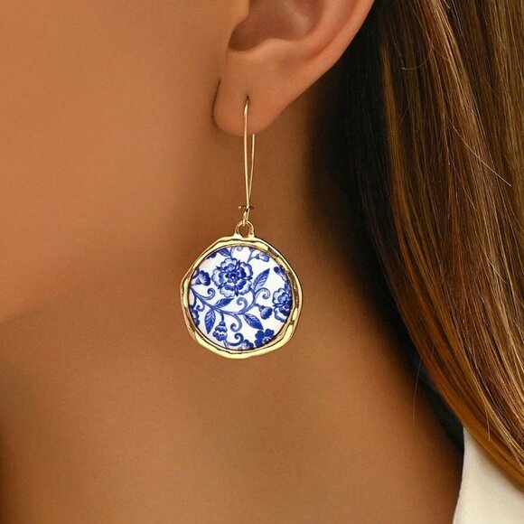 Gold Vintage Women's Luxurious And Porcelain Pattern Long Hook Earrings - Picture 2 of 7